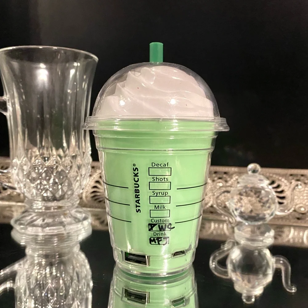 Starbucks Power Bank